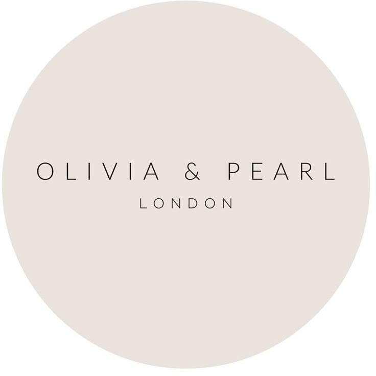 Olivia & Pearl