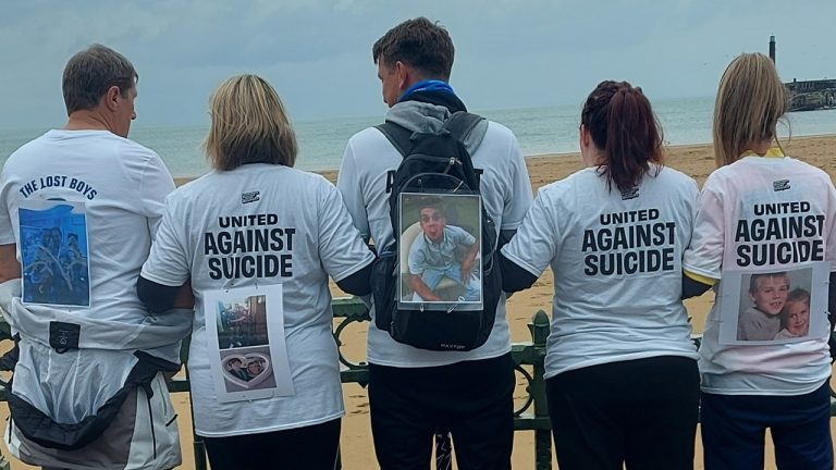 Marking mental health as the clocks change with the Lost Hours Walk